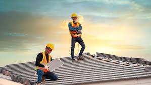 Best Roof Moss and Algae Removal  in Gearhart, OR